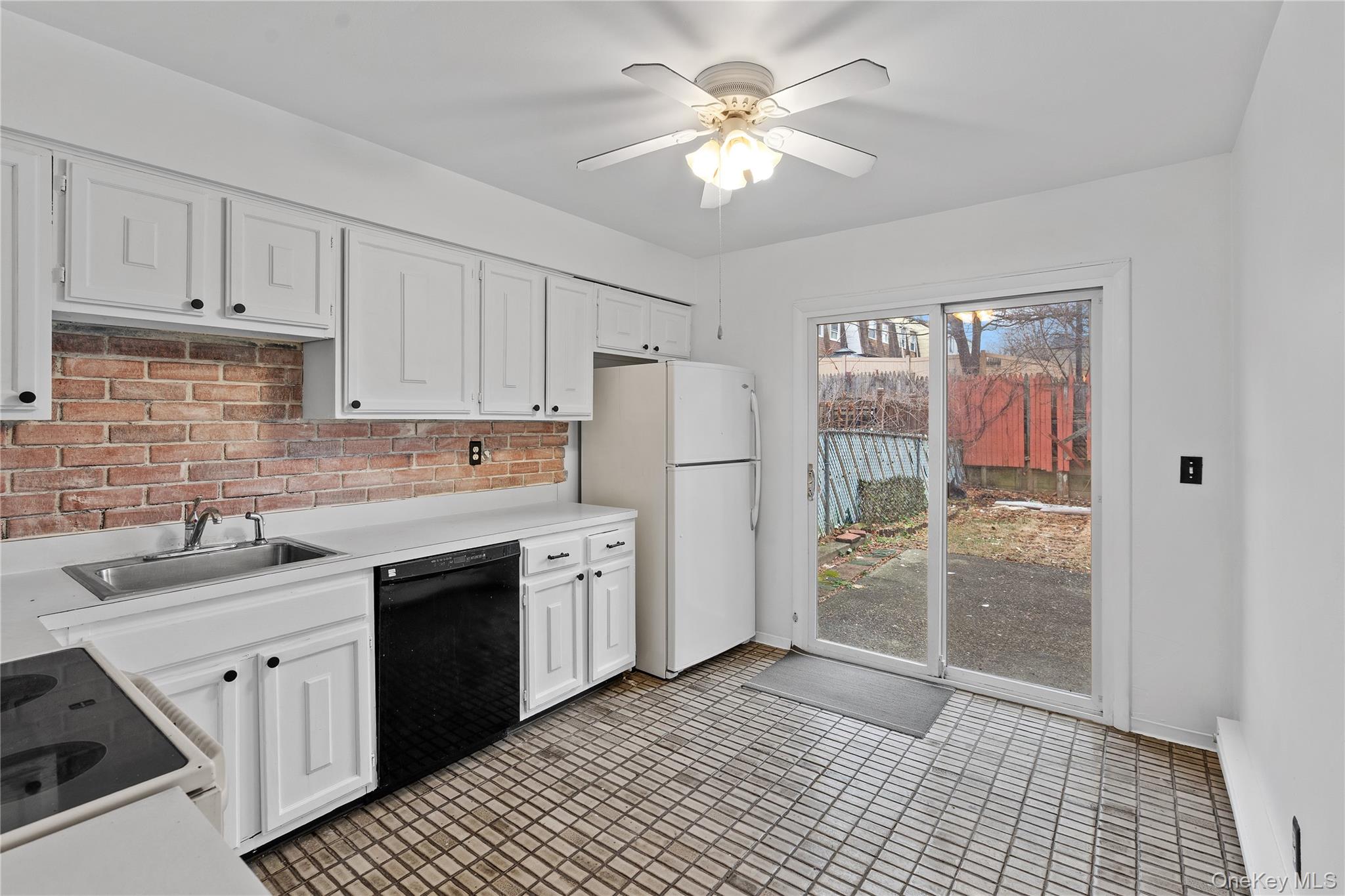 #2 photo, 110 Chrystal Drive, Maybrook , NY 12543