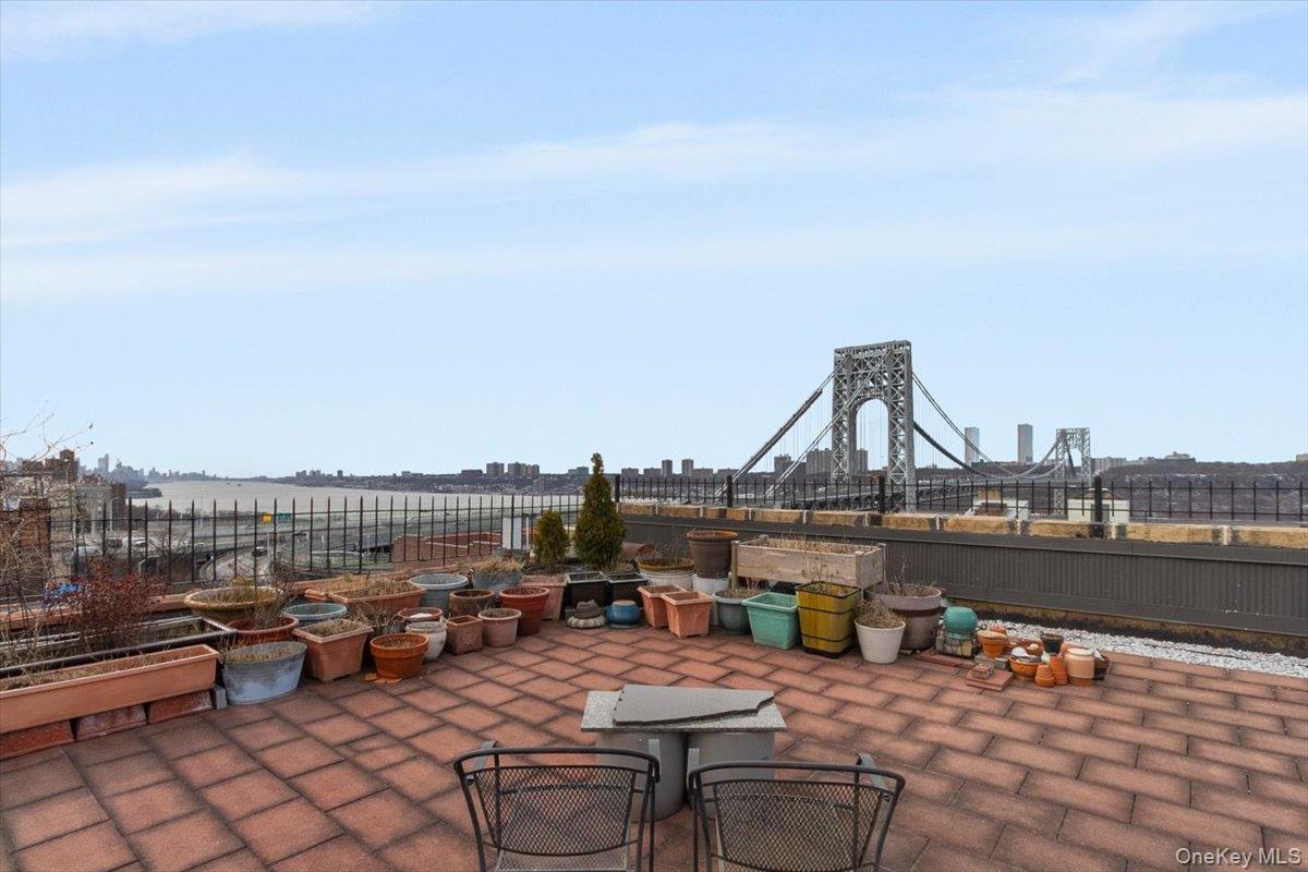 #15 photo, 854 W 181st Street, New York (Manhattan) , NY 10033