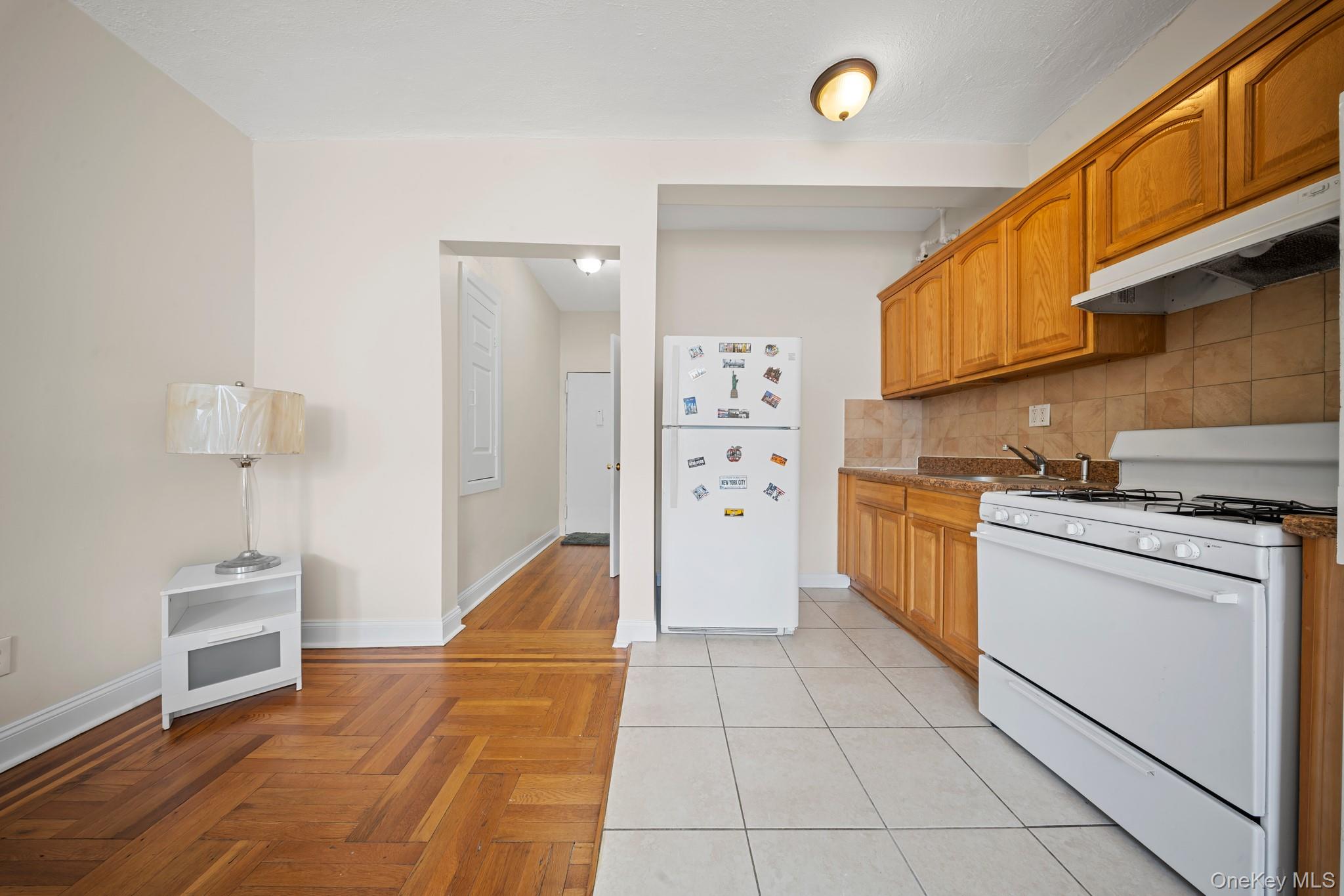 #5 photo, 1372 Shakespeare Avenue, Bronx , NY 10452