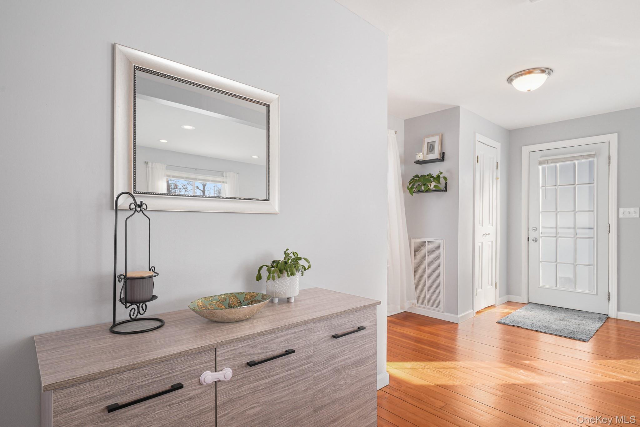 #11 photo, 27 Liberty Street, Chelsea , NY 12512