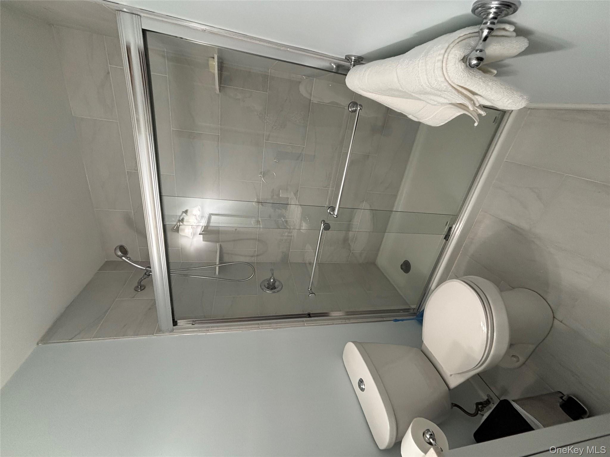 #5 photo, 678 Sierra Vista Lane, 纽约州 Valley Cottage , NY 10989