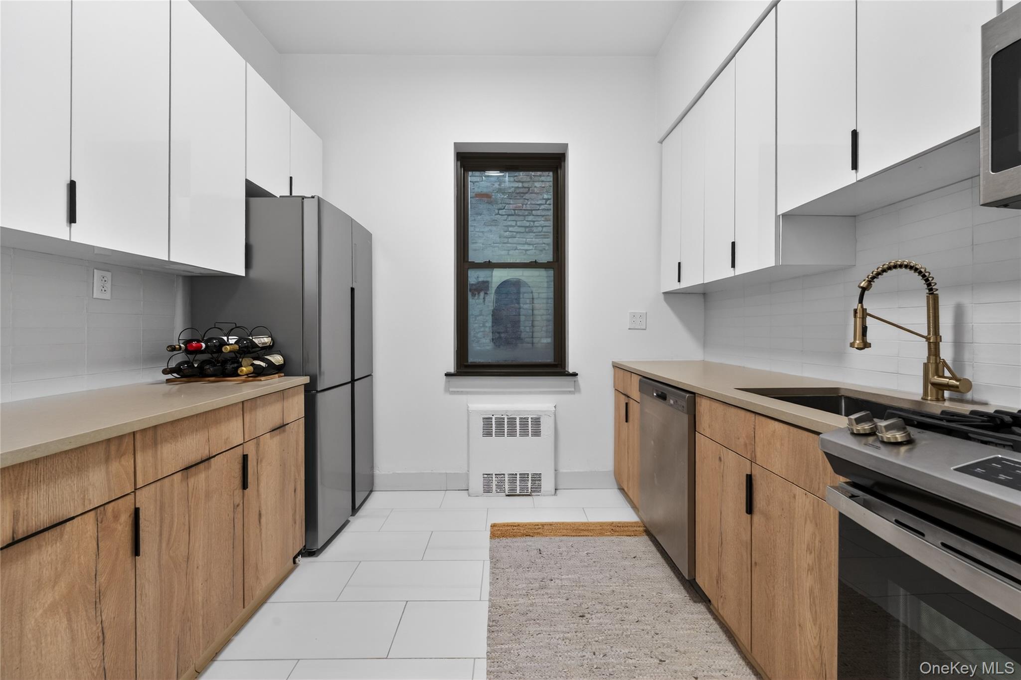 #12 photo, 407 Central Park, New York (Manhattan) , NY 10025