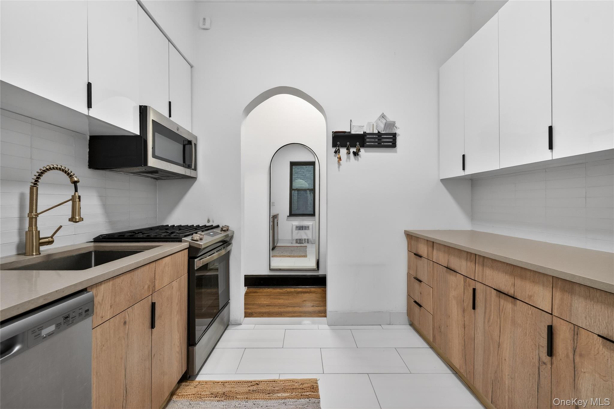 #15 photo, 407 Central Park, New York (Manhattan) , NY 10025