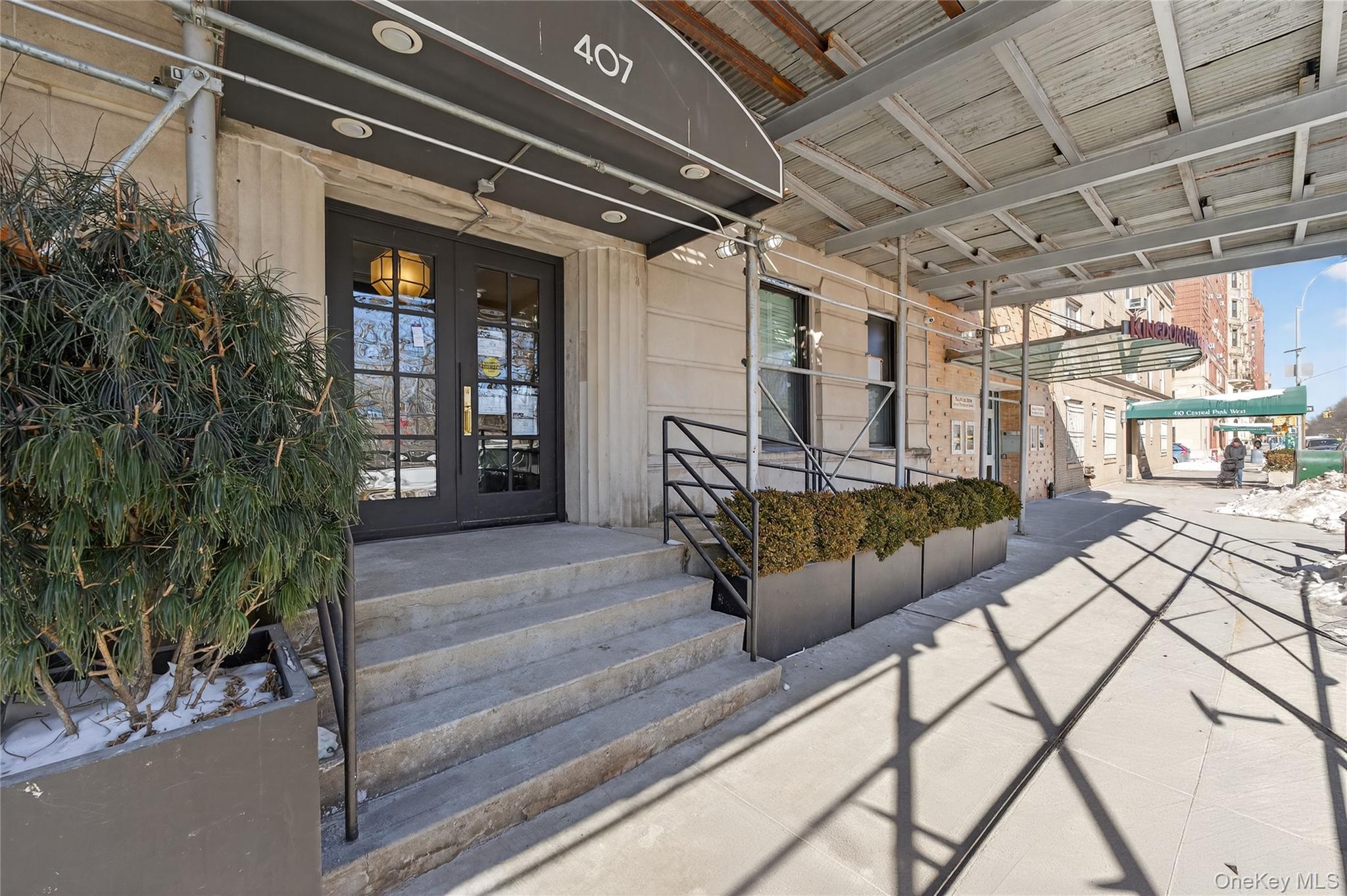 #20 photo, 407 Central Park, New York (Manhattan) , NY 10025