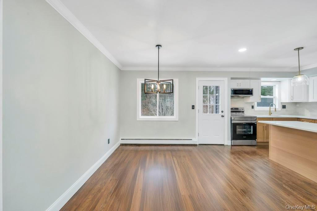 #12 photo, 46 Ellen Place, Kings Park , NY 11754