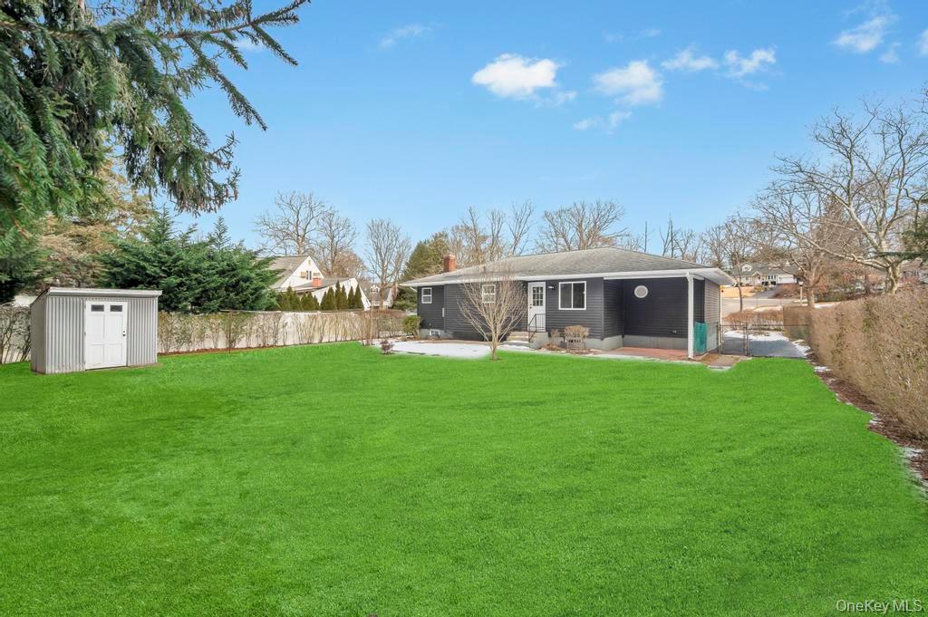 #5 photo, 46 Ellen Place, Kings Park , NY 11754