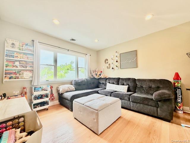 #18 photo, 361 Rider Avenue, Patchogue , NY 11772