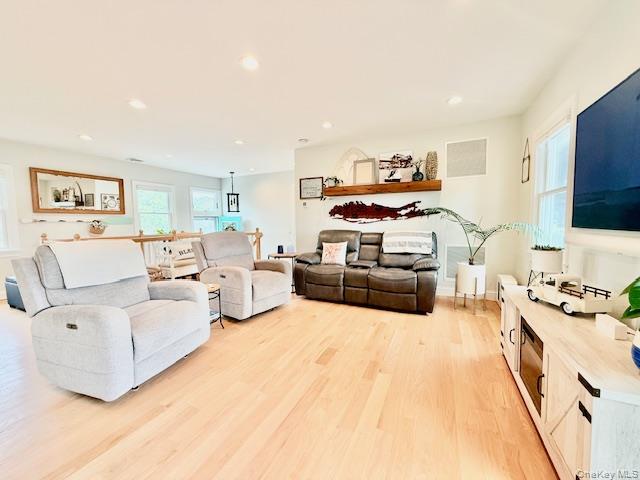 #19 photo, 361 Rider Avenue, Patchogue , NY 11772