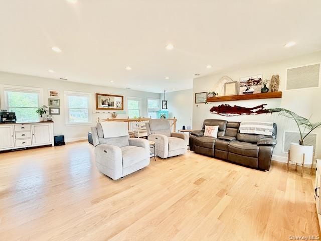 #7 photo, 361 Rider Avenue, Patchogue , NY 11772