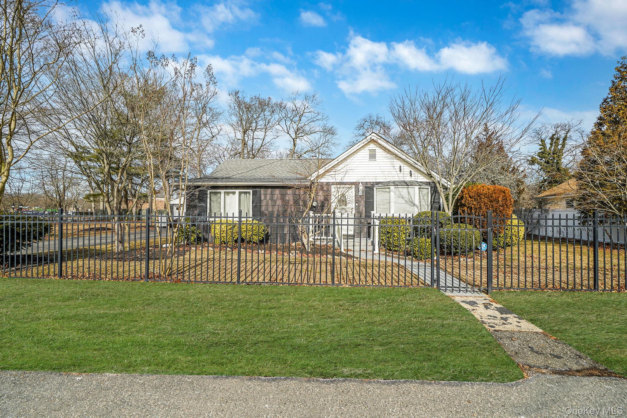 #1 photo, 57 Fry Boulevard, Patchogue , NY 11772