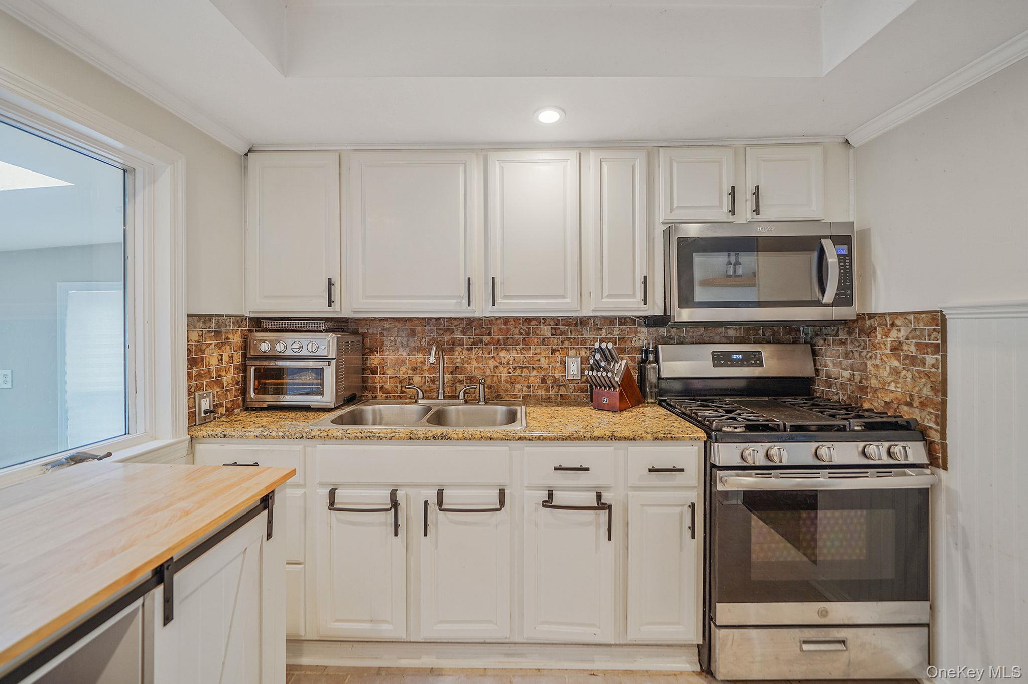 #12 photo, 57 Fry Boulevard, Patchogue , NY 11772