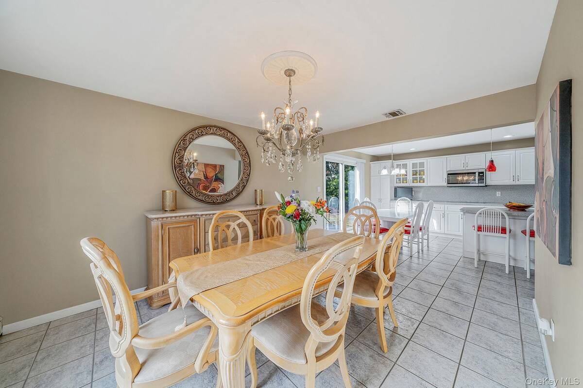 #11 photo, 3 Mount Marcy Avenue, Farmingville , NY 11738