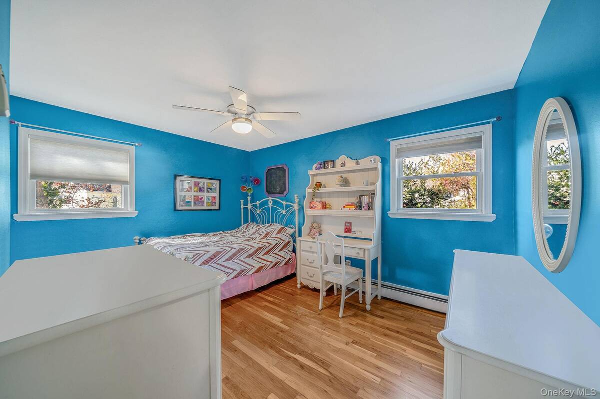 #22 photo, 3 Mount Marcy Avenue, Farmingville , NY 11738