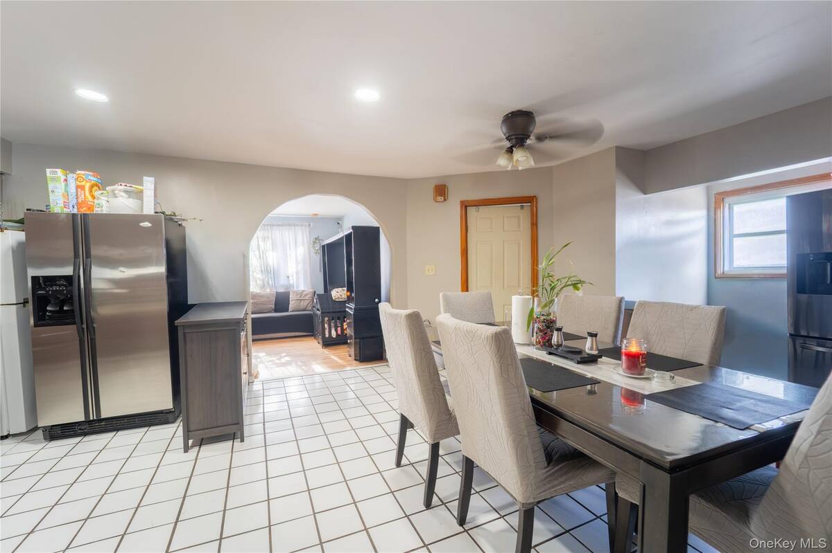 #11 photo, 9 Patton Street, Brentwood , NY 11717