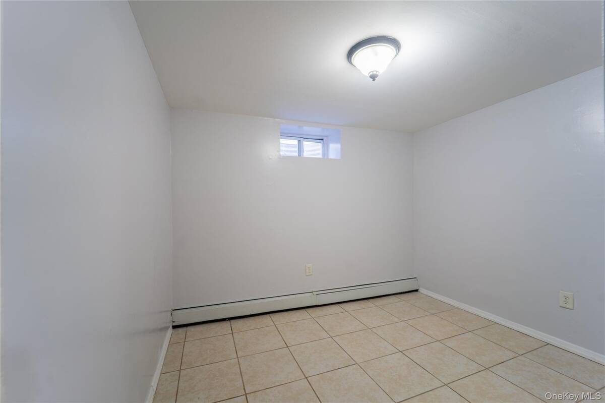 #22 photo, 9 Patton Street, Brentwood , NY 11717