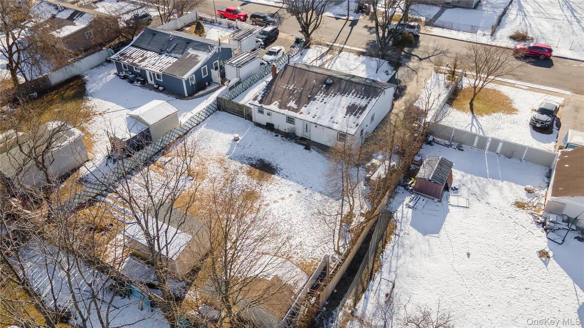 #24 photo, 9 Patton Street, Brentwood , NY 11717