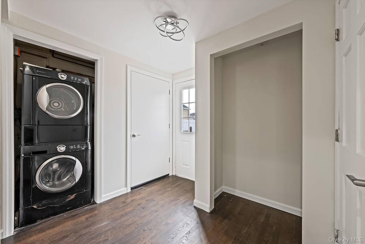 #11 photo, 3014 Western Boulevard, Baldwin , NY 11510