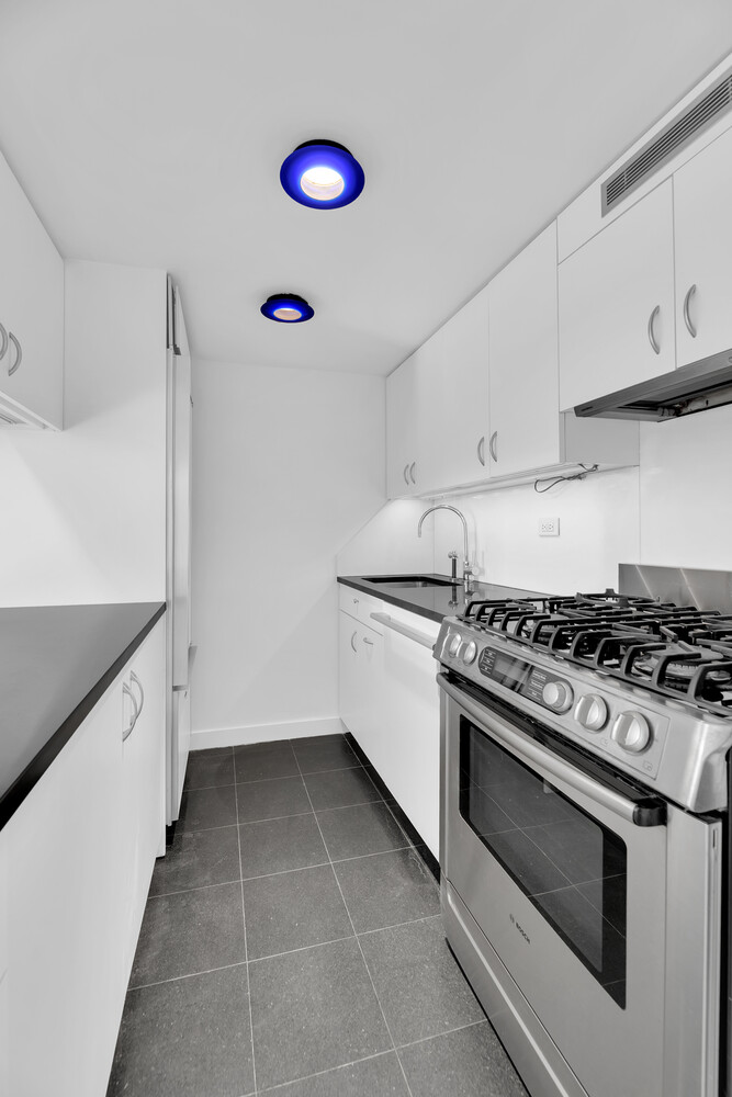 #8 photo, New York City, Chelsea , NY 10011