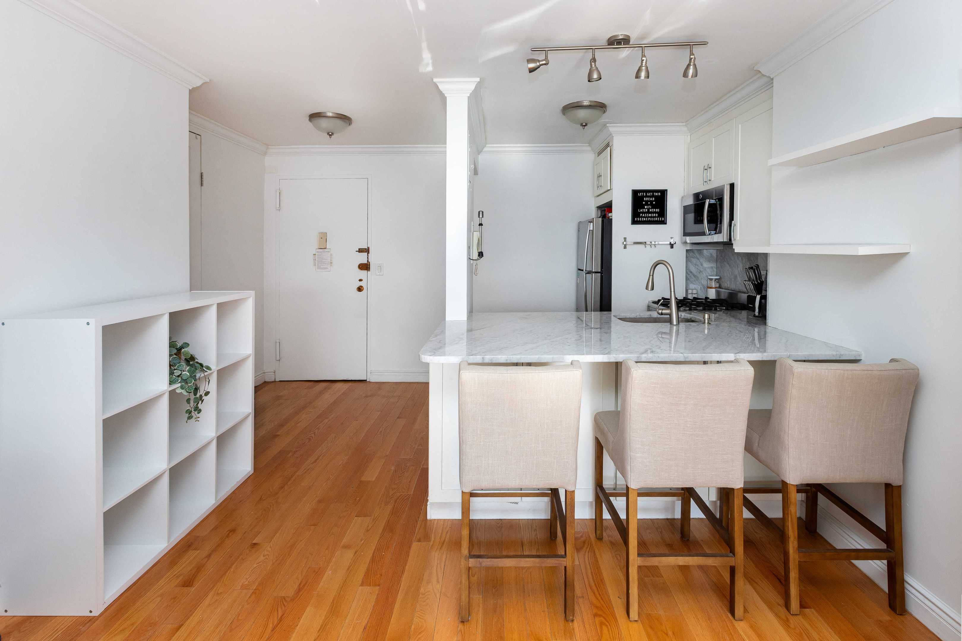 #5 photo, New York City, Midtown , NY 10022