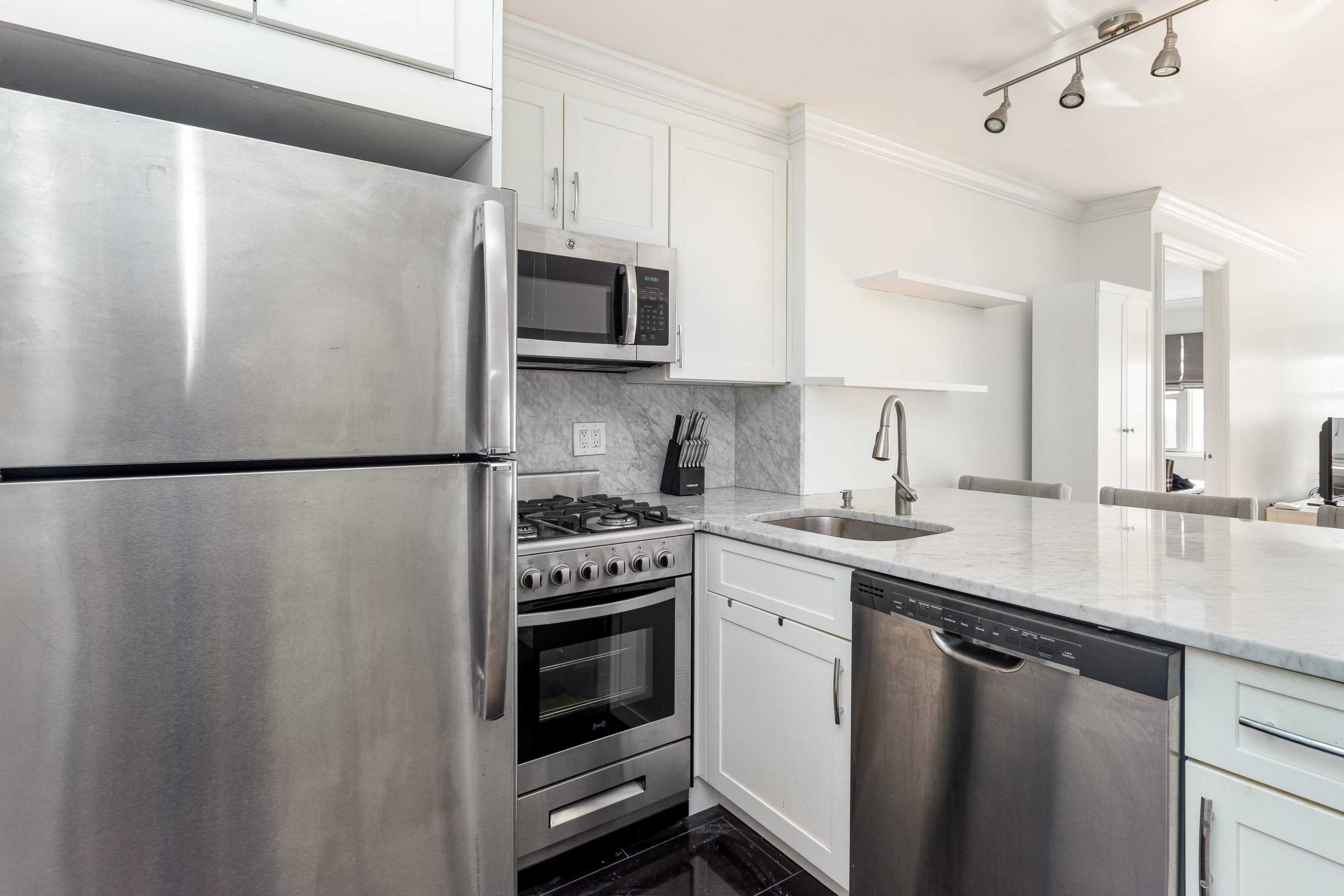 #6 photo, New York City, Midtown , NY 10022