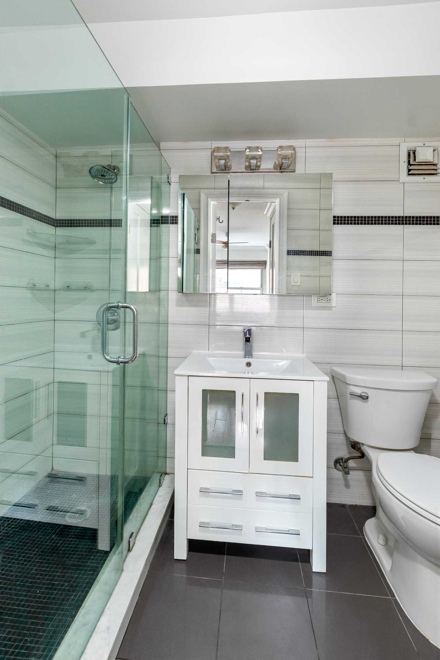 #8 photo, New York City, Midtown , NY 10022