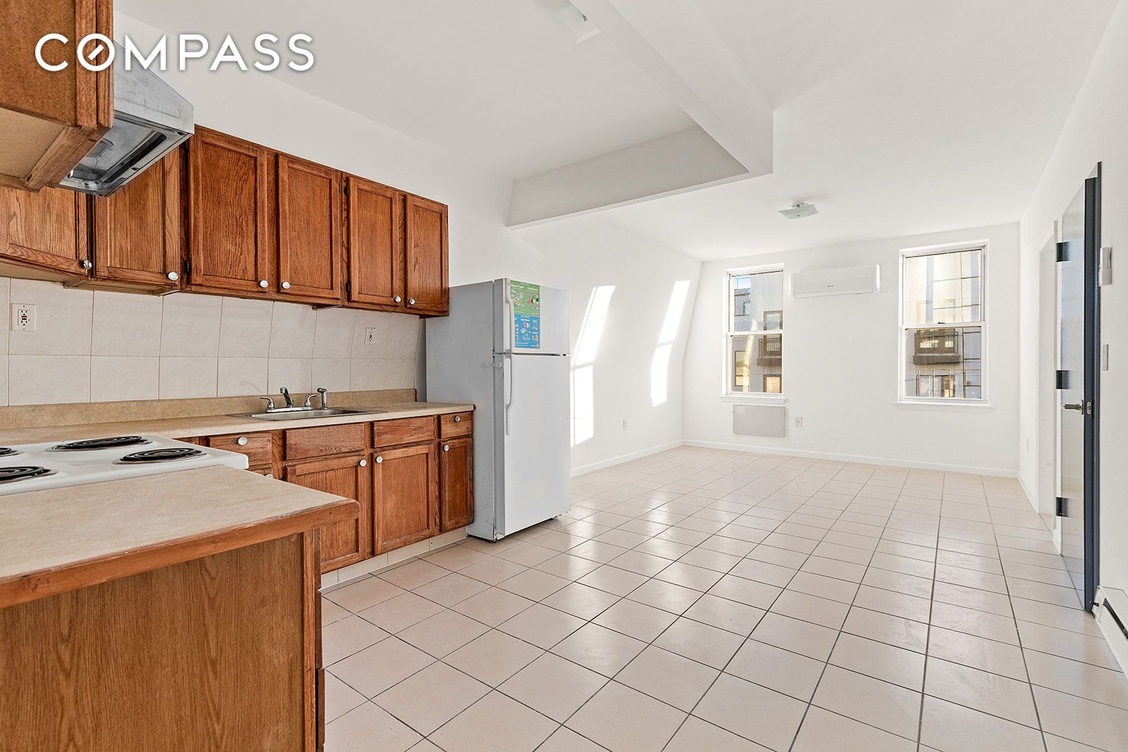 #7 photo, 1644 Atlantic Avenue, Crown Heights , NY 11213