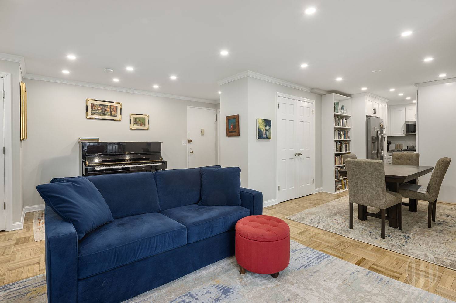 #3 photo, 15 W 72nd Street, Upper West Side , NY 10023