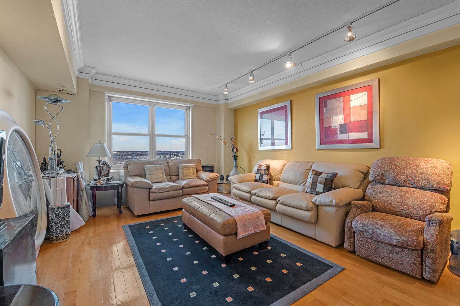 #16 photo, 107-40 QUEENS Boulevard, Forest Hills , NY 11375