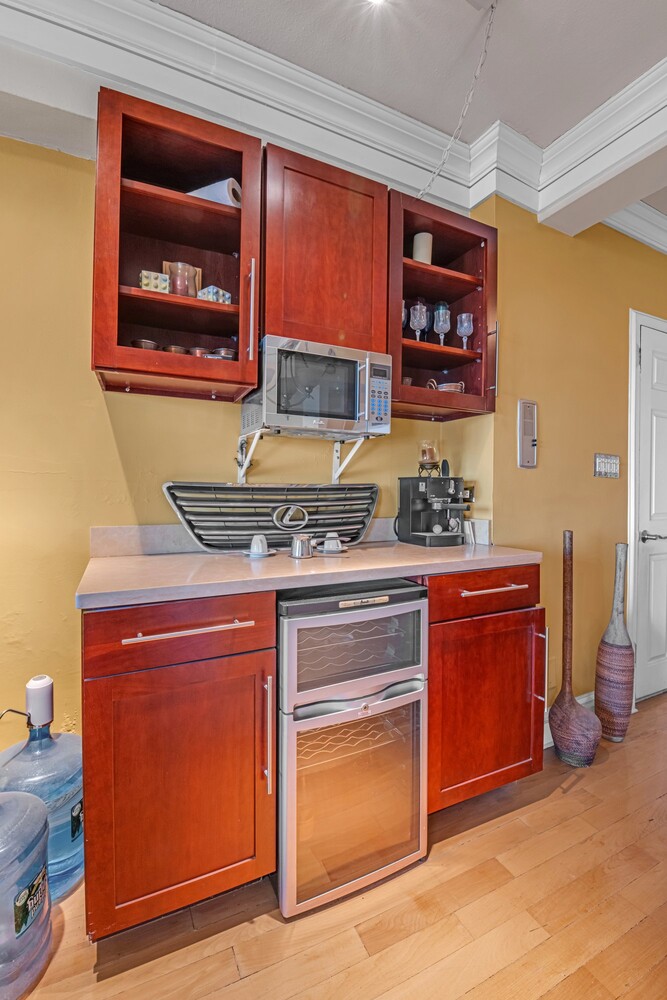 #17 photo, 107-40 QUEENS Boulevard, Forest Hills , NY 11375