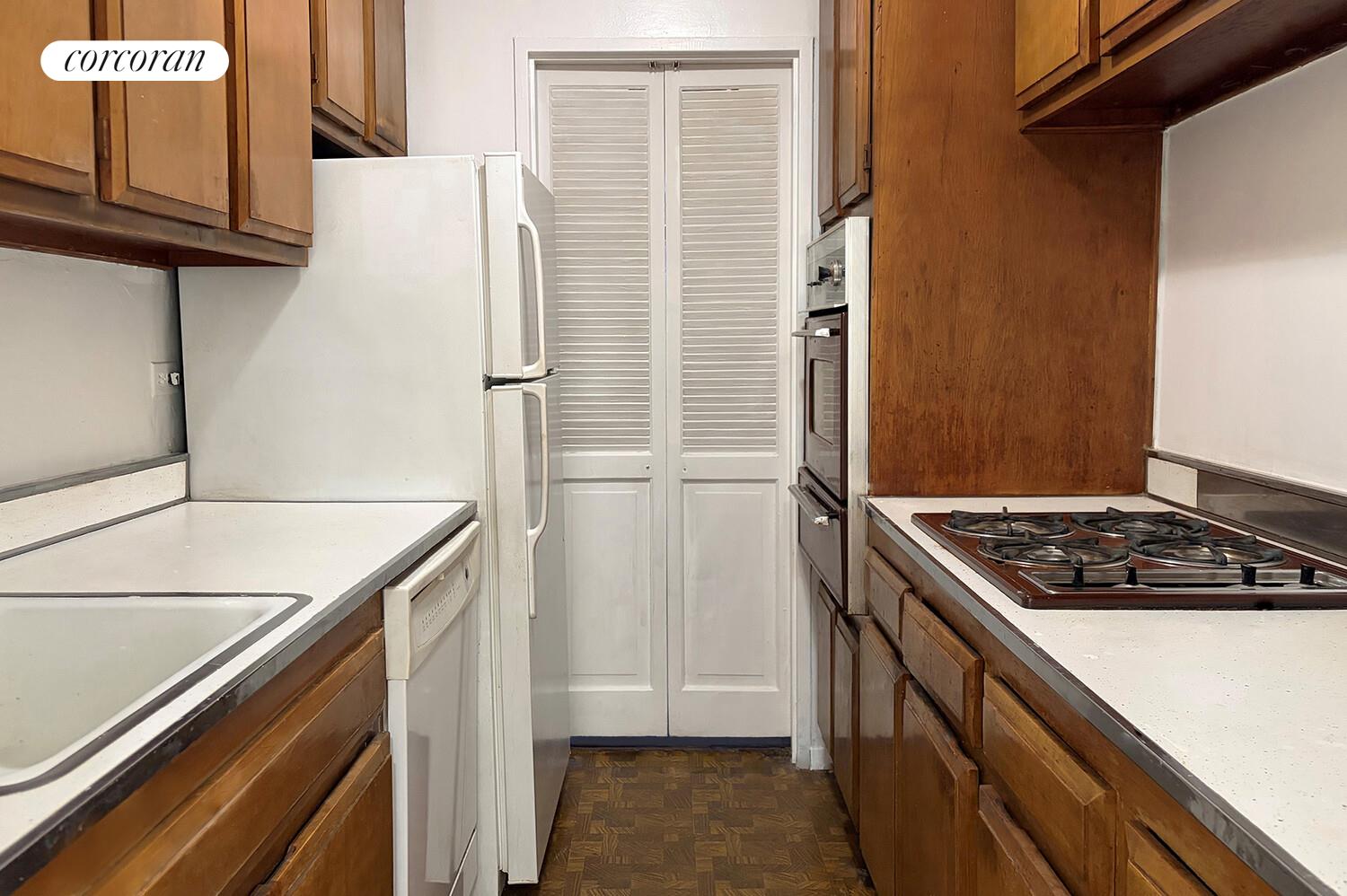 #8 photo, 301 E 64TH Street, 맨해튼 Lenox Hill , NY 10065