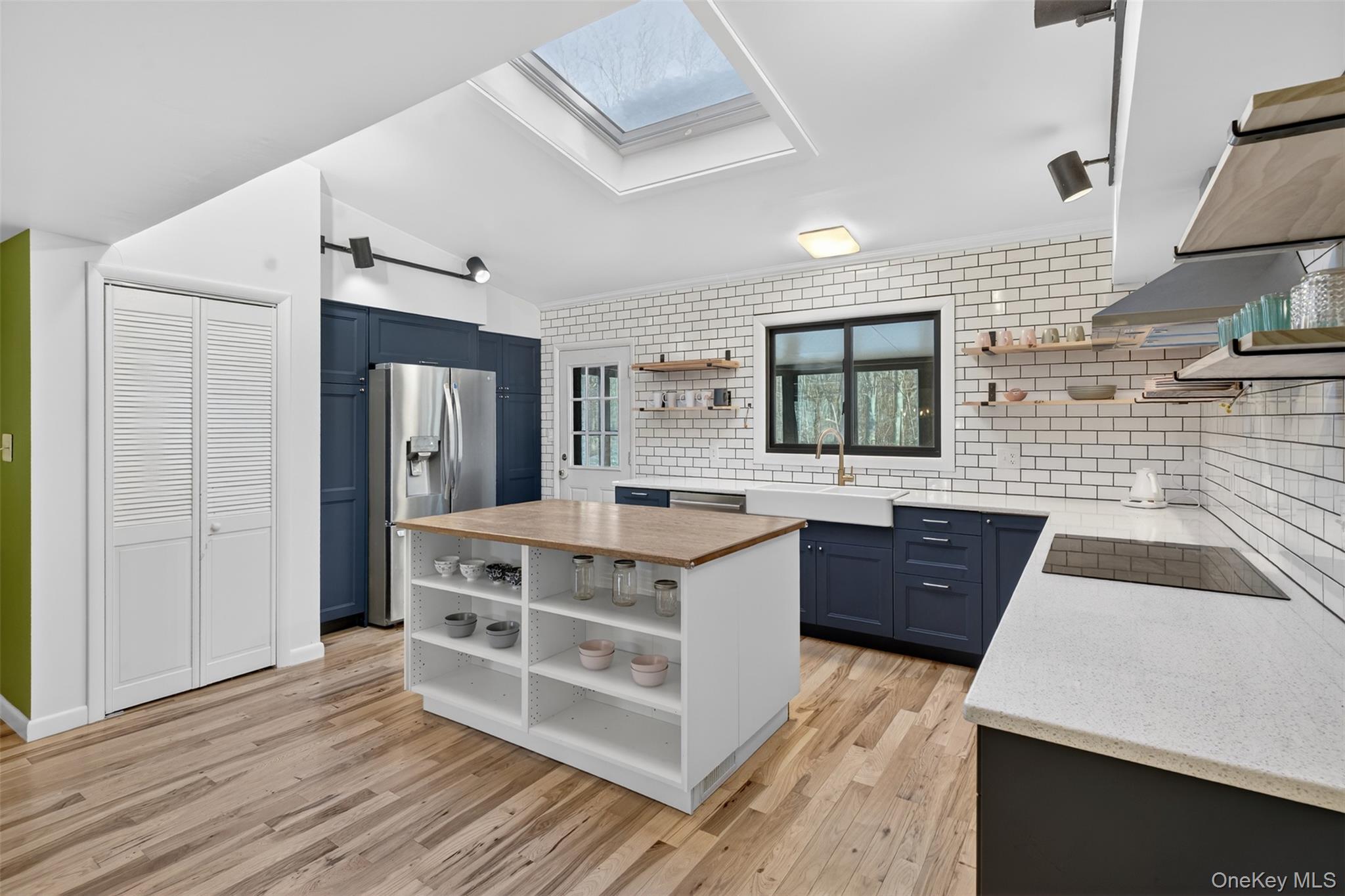 #11 photo, 1073 Indian Springs Road, Pine Bush , NY 12566