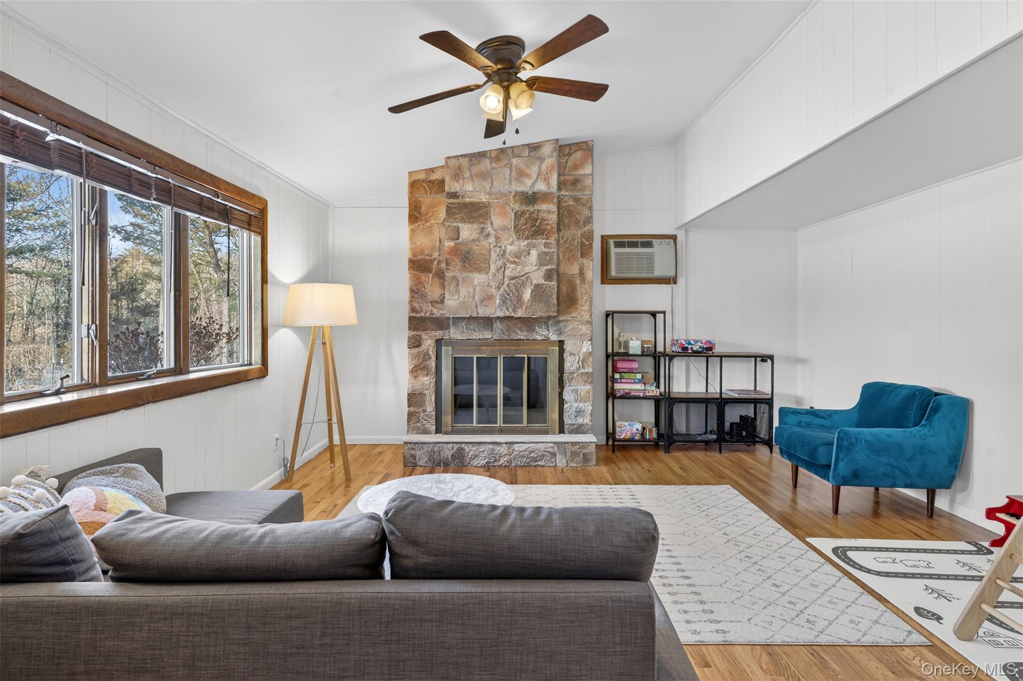 #4 photo, 1073 Indian Springs Road, Pine Bush , NY 12566