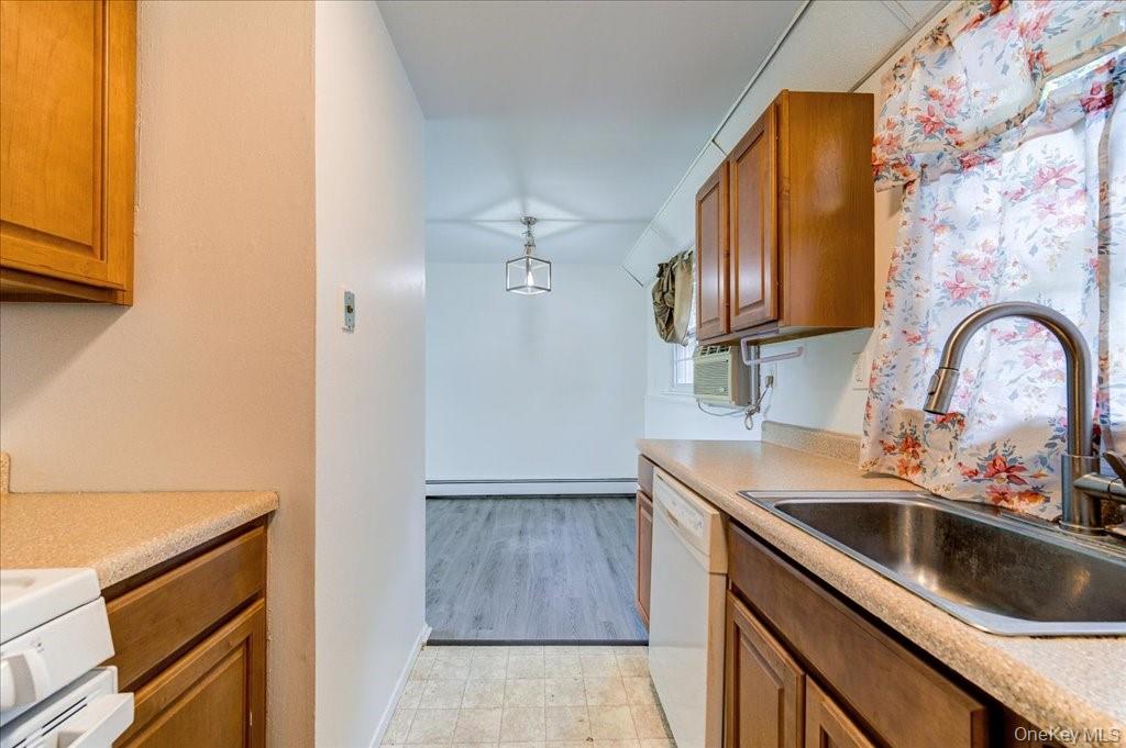 #4 photo, 37 ALPINE Drive, Wappingers Falls , NY 12590