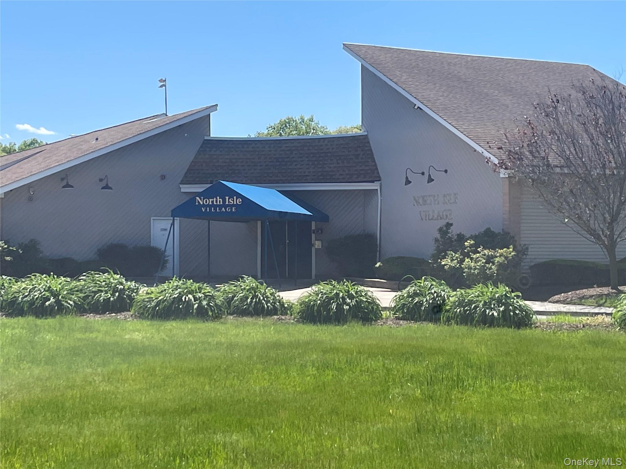 #10 photo, 40 Navajo Court, Coram , NY 11727