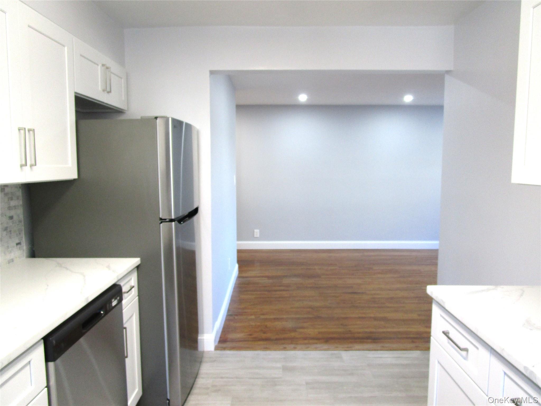 #18 photo, 324 Post Avenue, Westbury , NY 11590