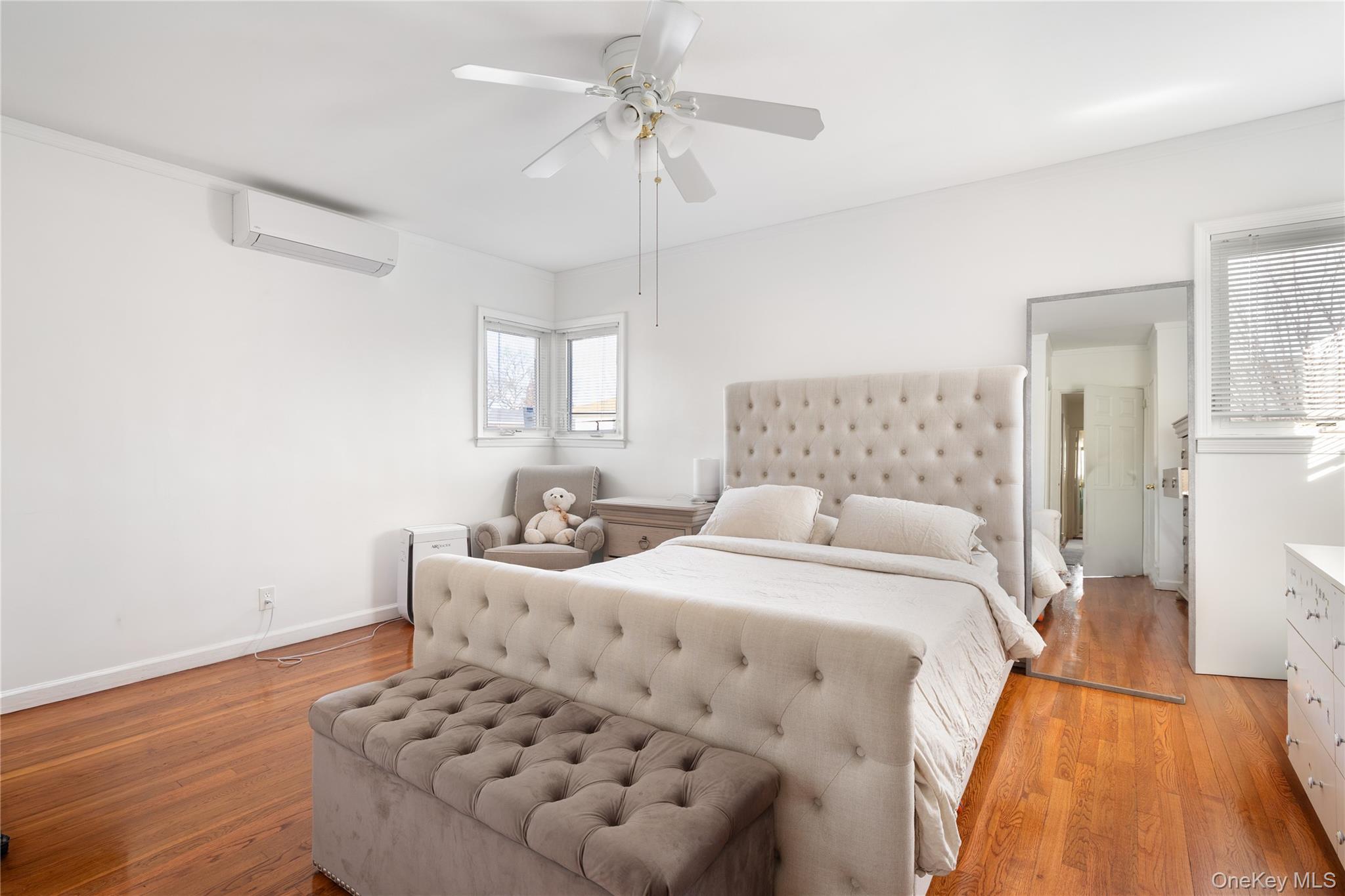 #12 photo, 1352 145th Place, Whitestone , NY 11357