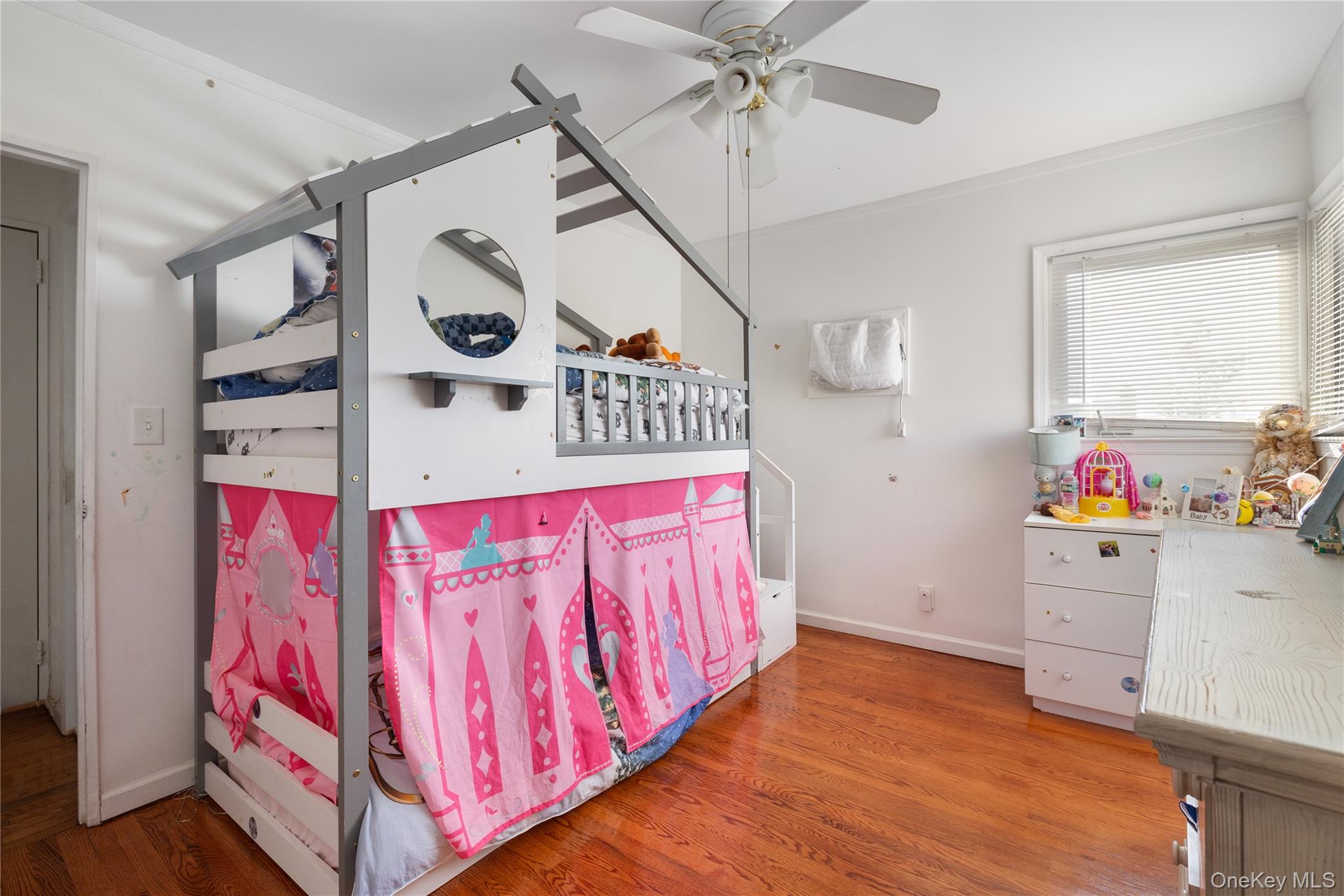 #16 photo, 1352 145th Place, Whitestone , NY 11357