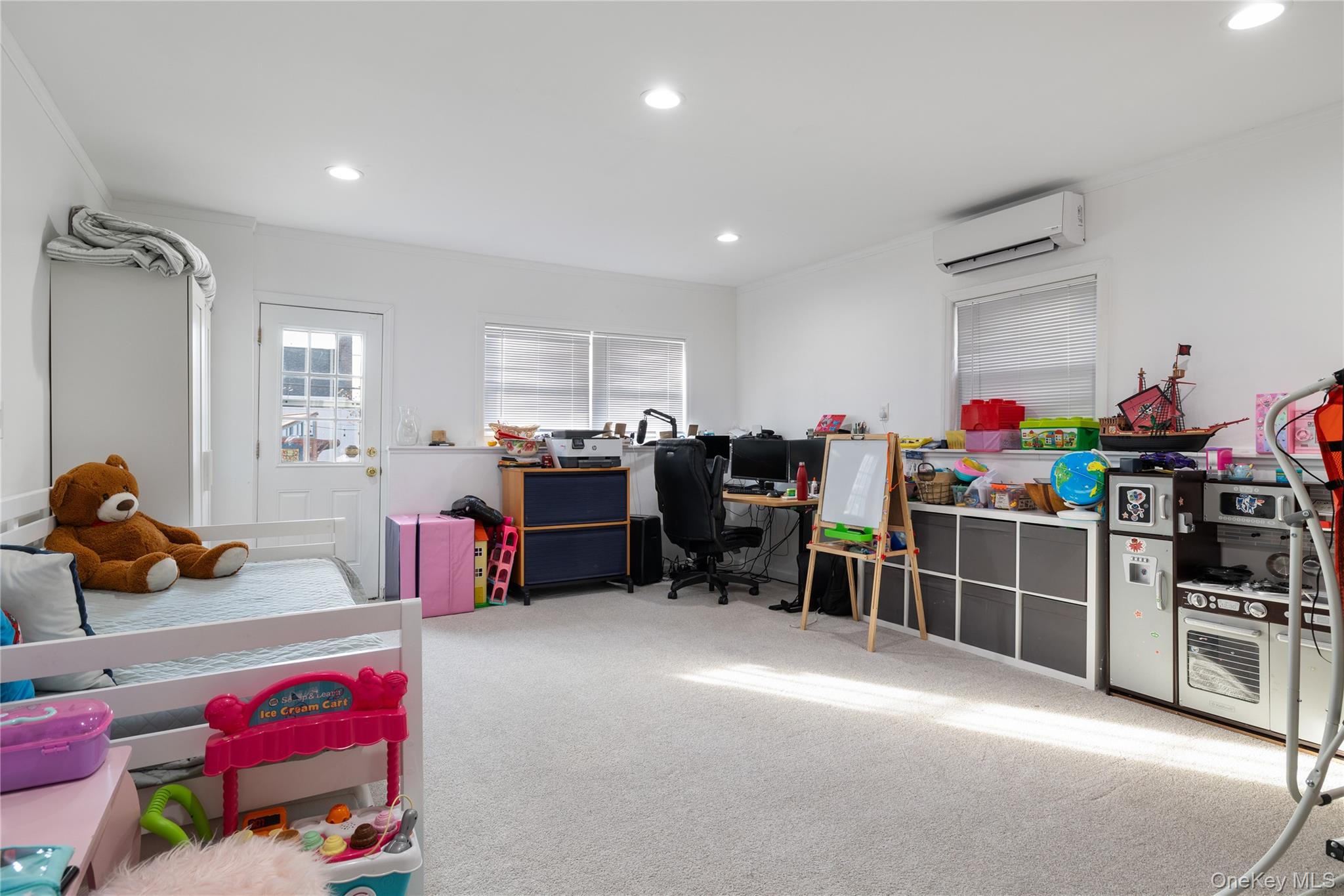 #18 photo, 1352 145th Place, Whitestone , NY 11357