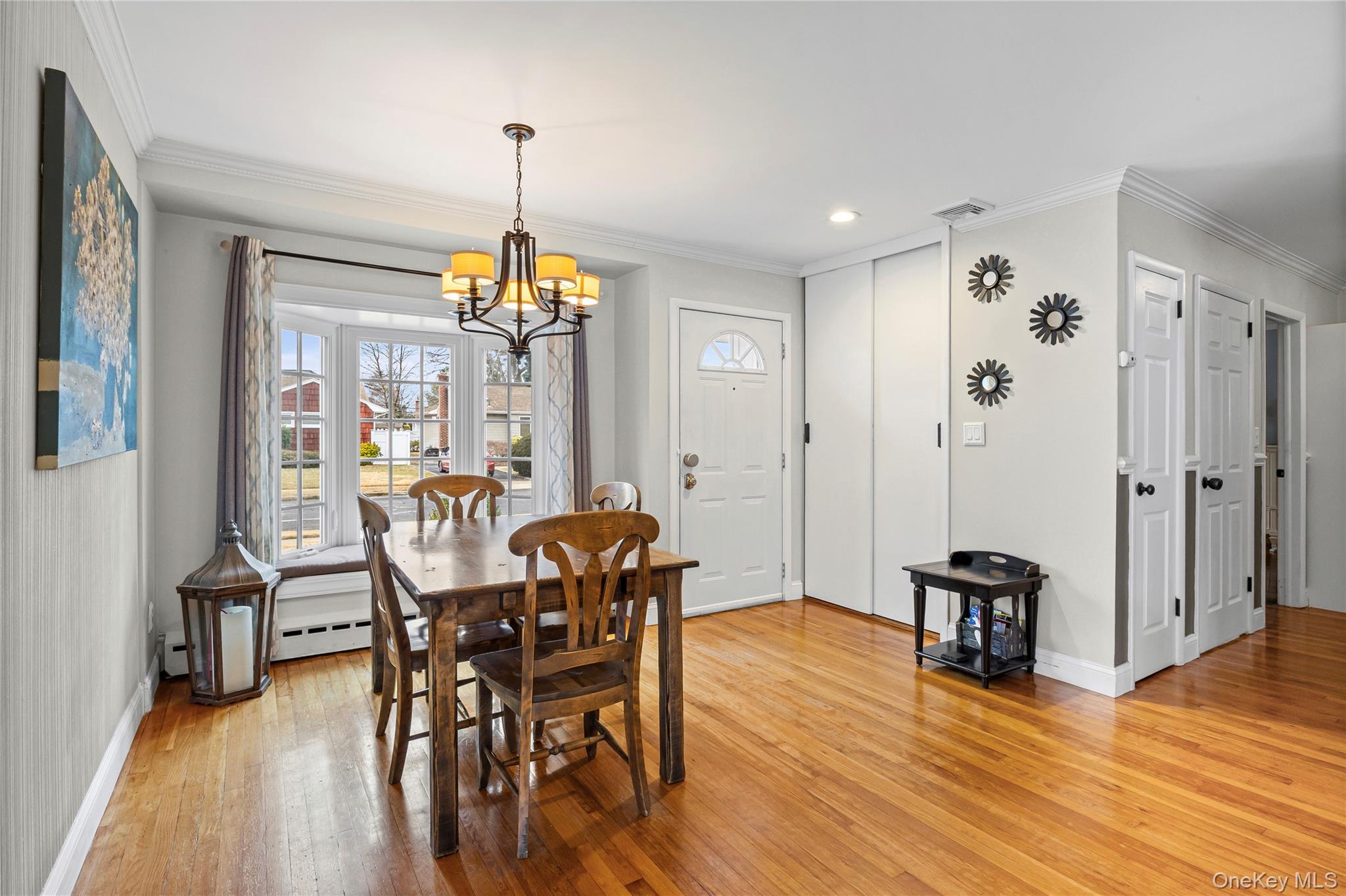 #18 photo, 527 Spruce Lane, East Meadow , NY 11554