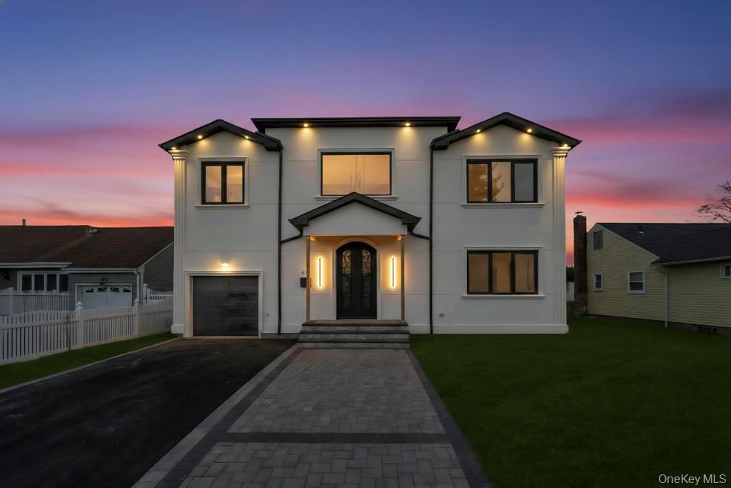 #1 photo, 472 Farmranch Road, Bethpage , NY 11714