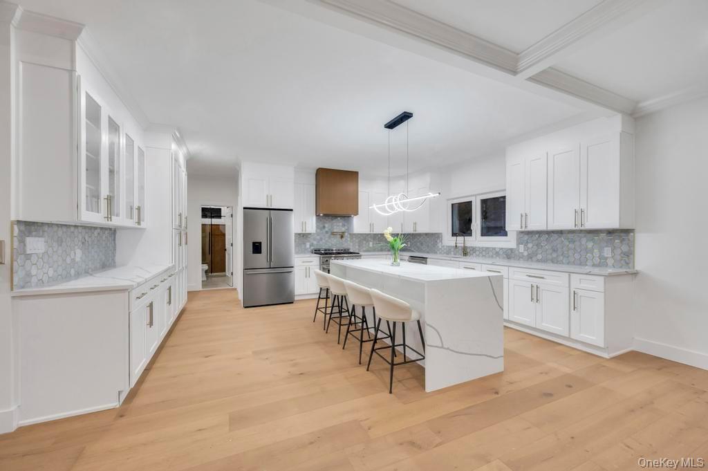 #7 photo, 472 Farmranch Road, Bethpage , NY 11714