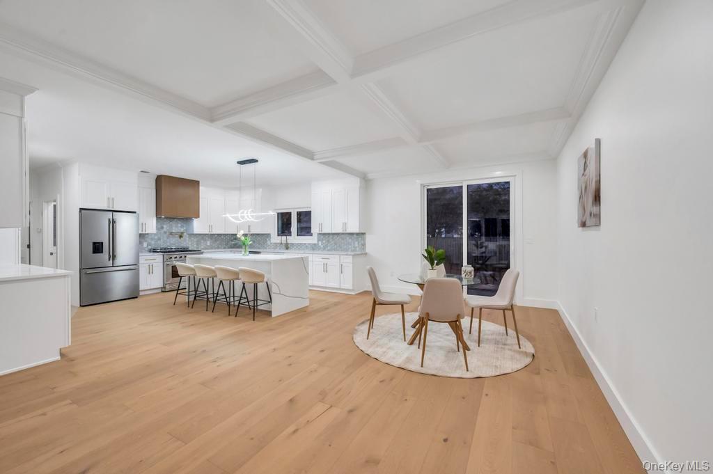 #8 photo, 472 Farmranch Road, Bethpage , NY 11714