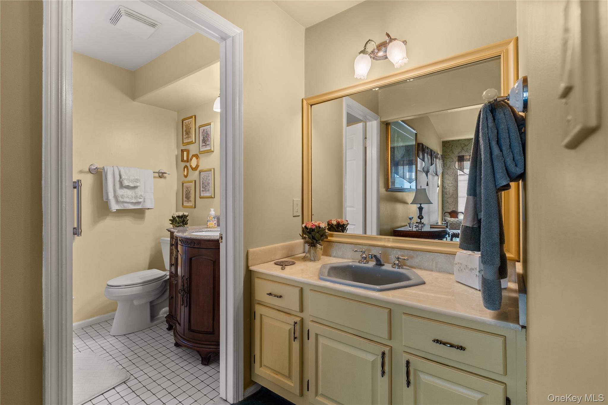 #18 photo, 77 Glen Drive, Ridge , NY 11961