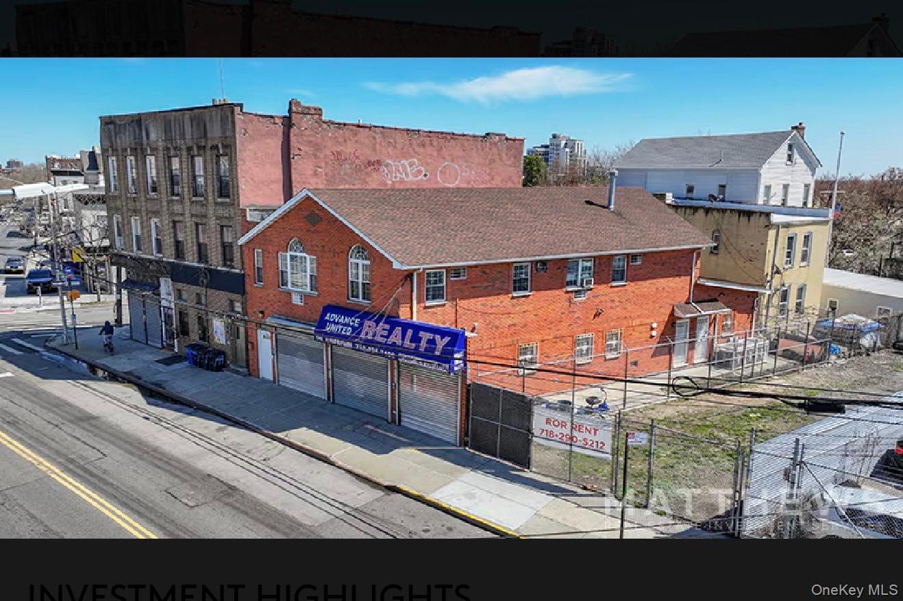 #2 photo, 140 JAMAICA Avenue, Brooklyn , NY 11207