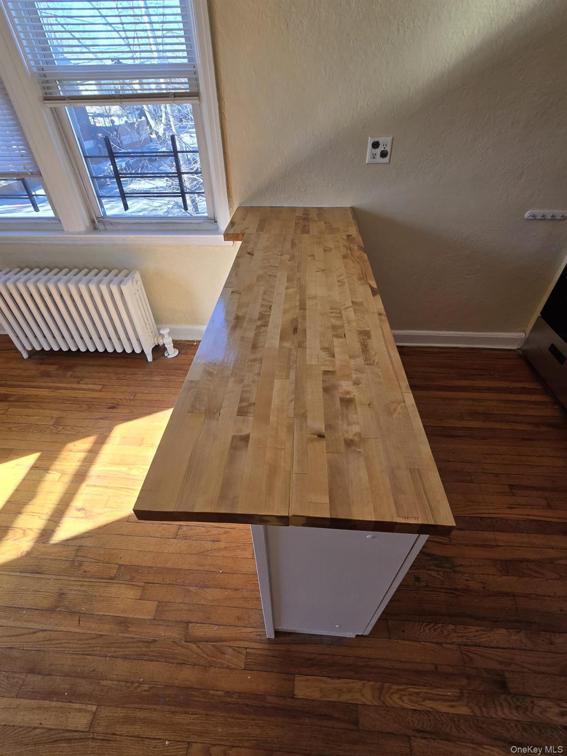 #3 photo, 9202 69th Avenue, Forest Hills , NY 11375