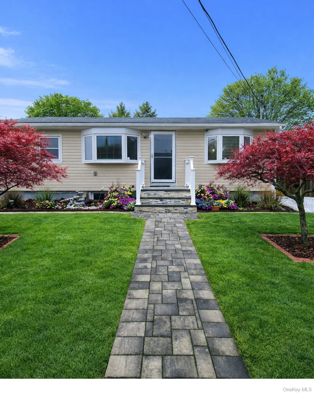 #1 photo, 39 Musket Drive, Shirley , NY 11967