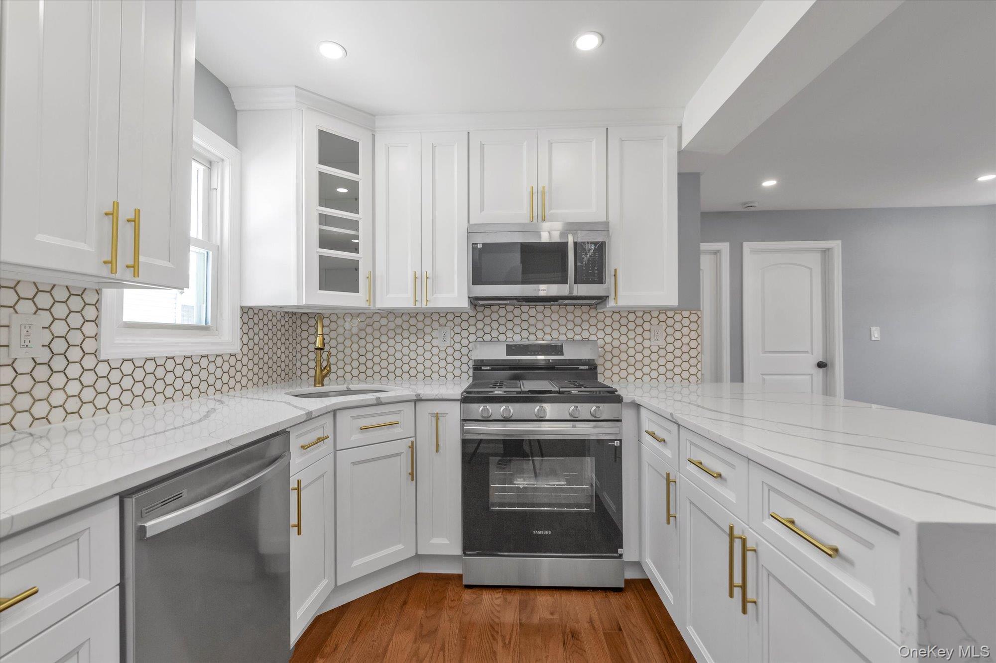 #6 photo, 19410 Nashville Boulevard, Springfield Gardens , NY 11413