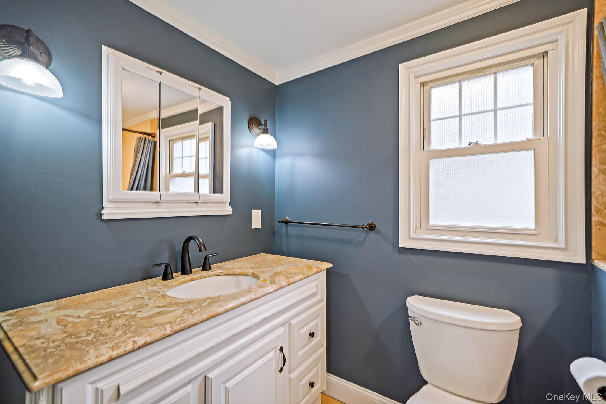 #15 photo, 191 Smith Avenue, सफ़ोक काउंटी Islip , NY 11751