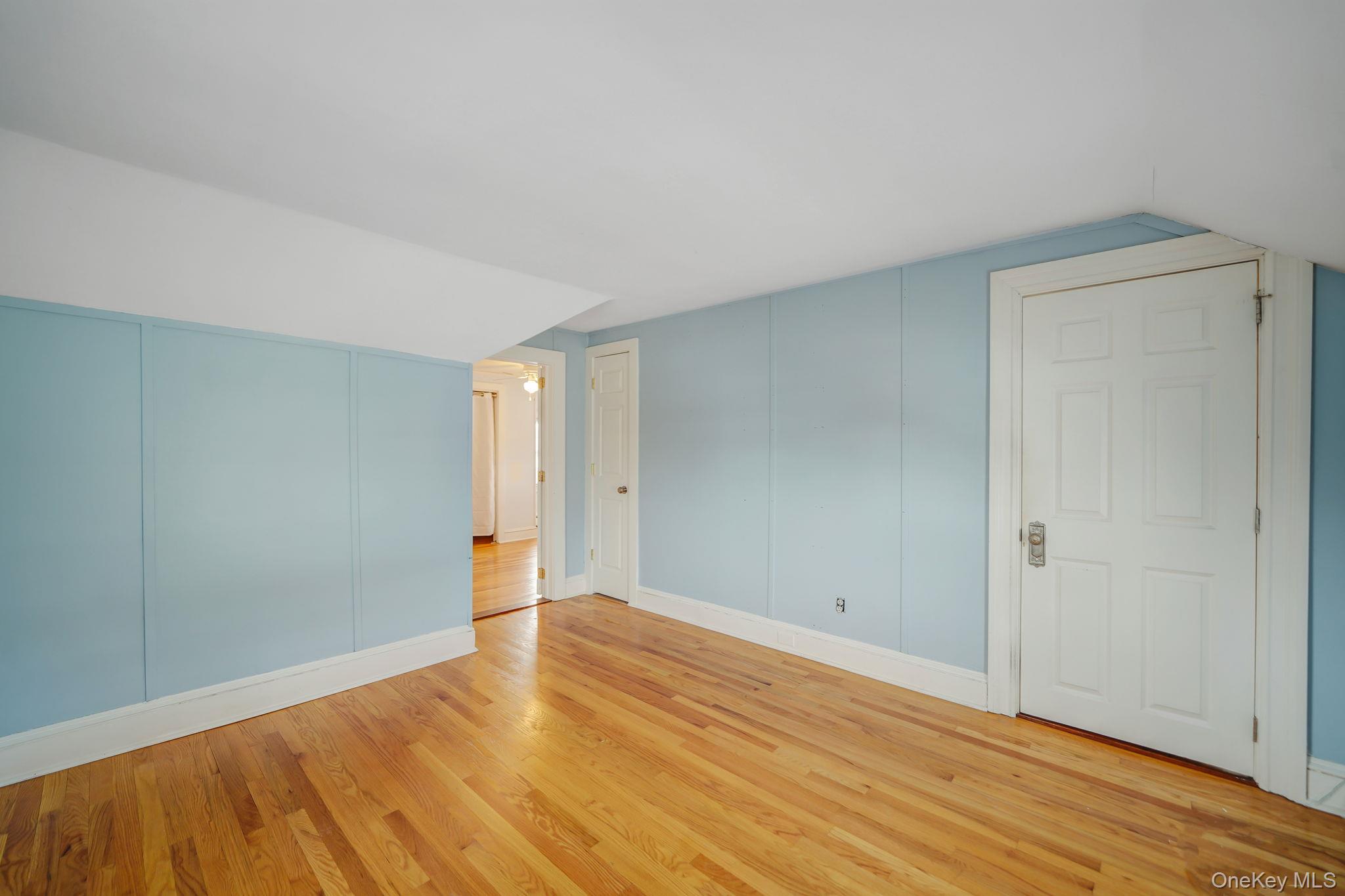 #18 photo, 191 Smith Avenue, सफ़ोक काउंटी Islip , NY 11751