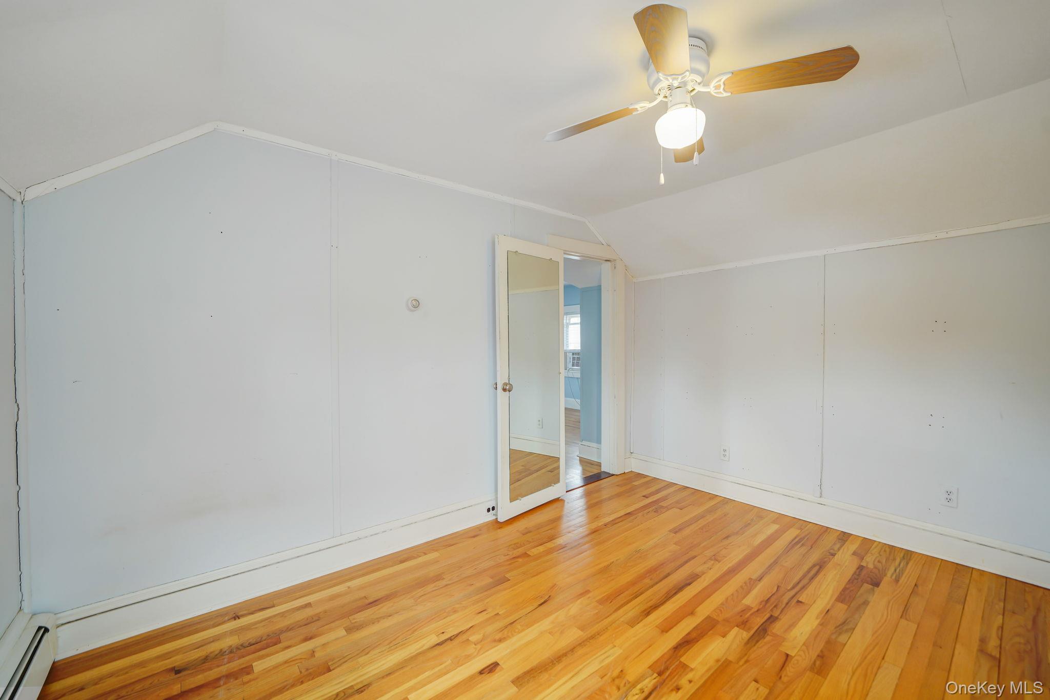 #19 photo, 191 Smith Avenue, सफ़ोक काउंटी Islip , NY 11751